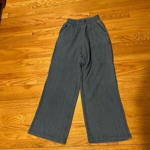 Never worn blue XS pants aerie with tags